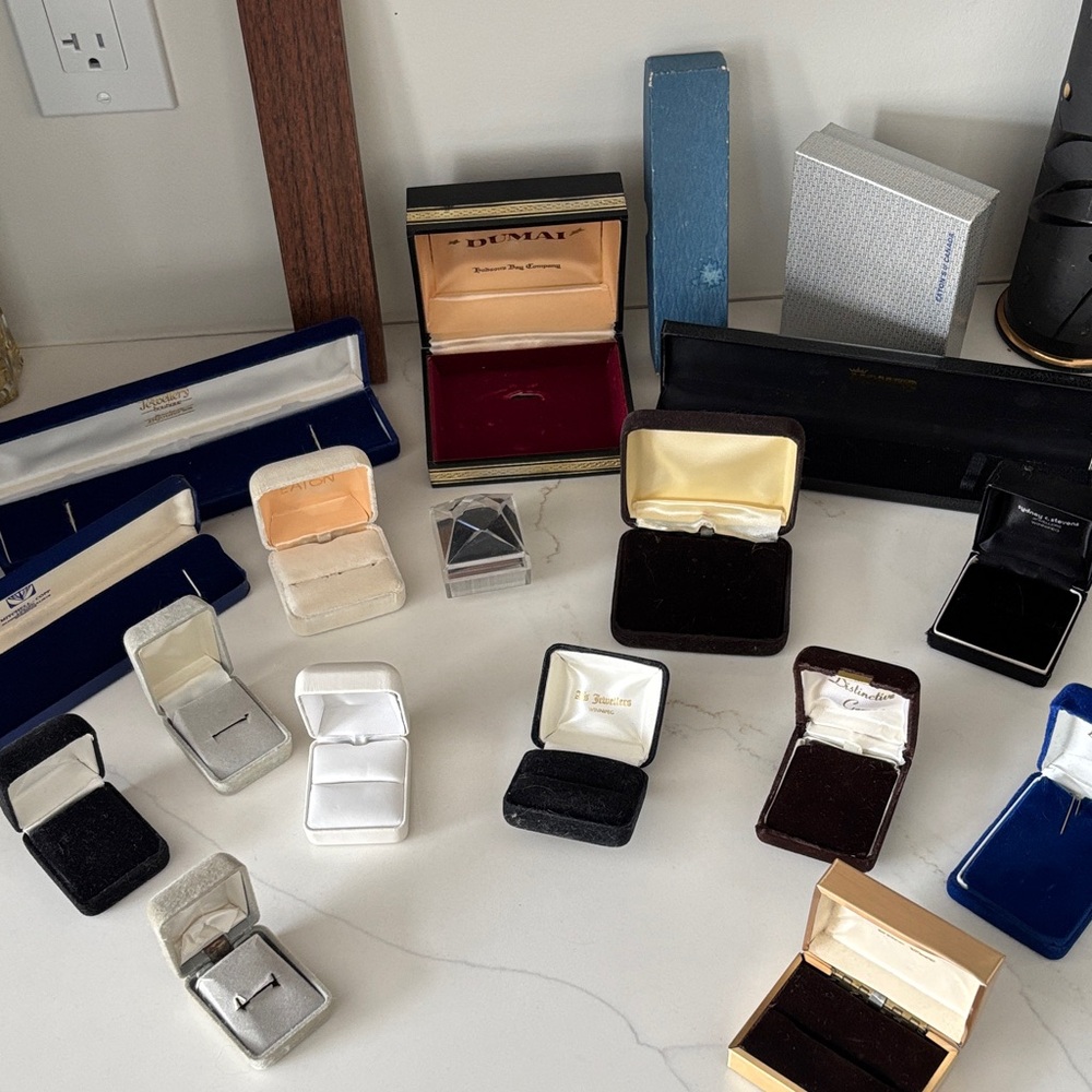 19 Vintage Jewelry Box Lot Velvet Ring Earring Display Cases Mixed Brands